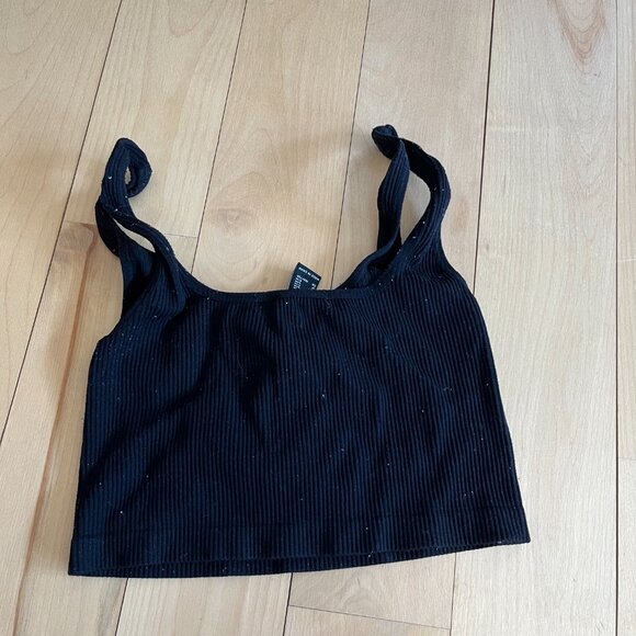 Forever 21 - Picture 2 of 3